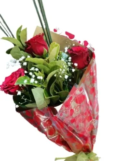 3 Red Roses Bouquet ( Medium length)