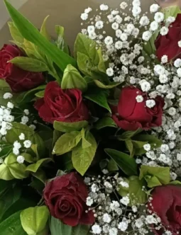 Half dozen Rose Lilly Bouquet